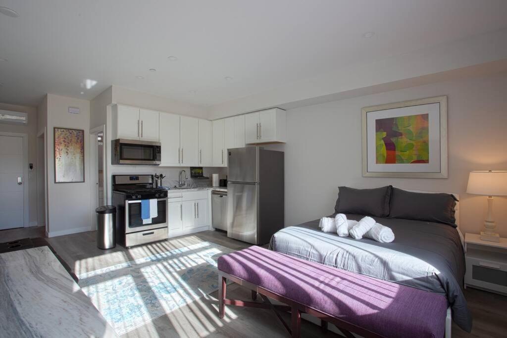 Luxurious Furnished Studio W Full Kitchen In Sd سان دييغو المظهر الخارجي الصورة